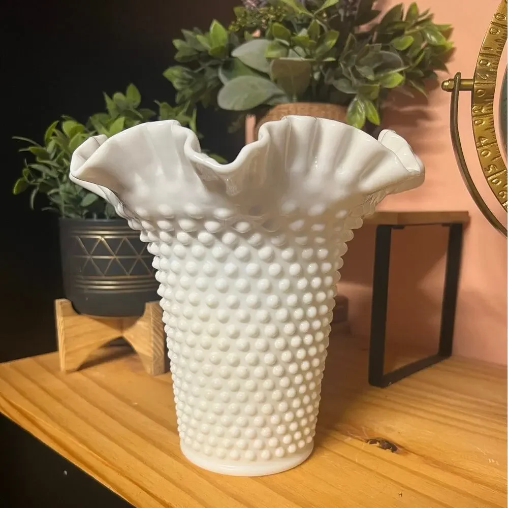 Vintage Fenton Hobnail 8” Doible Crimped Vase